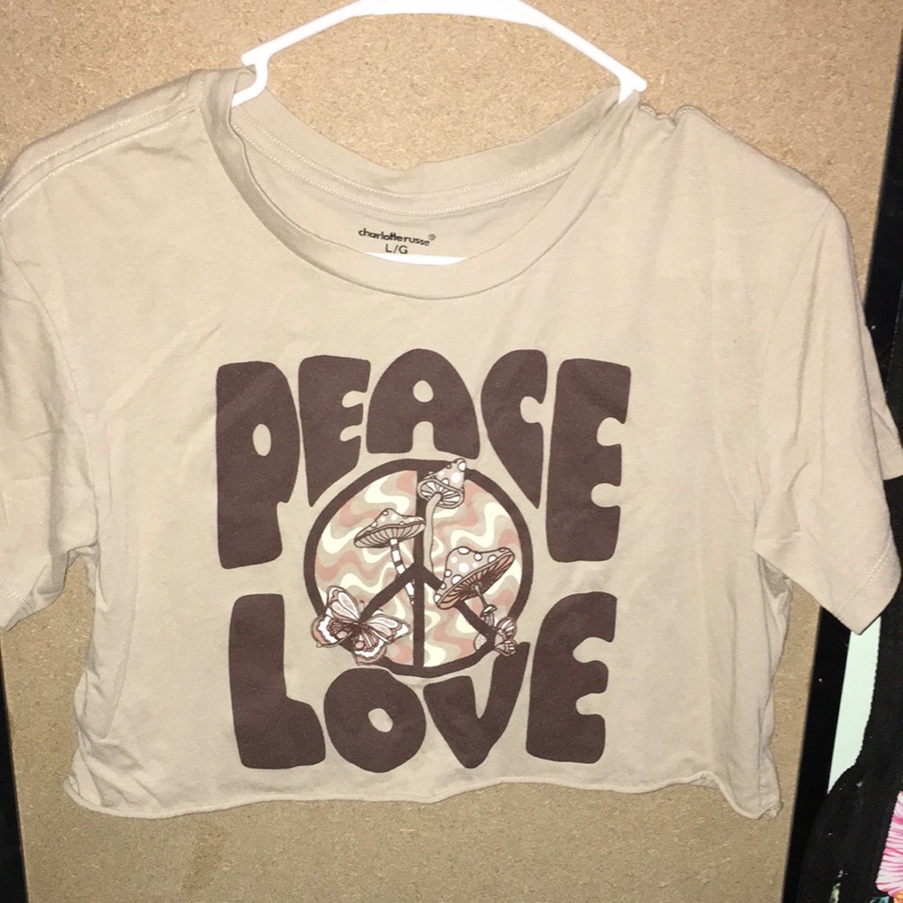 Cute brown mushroom crop top 🍄